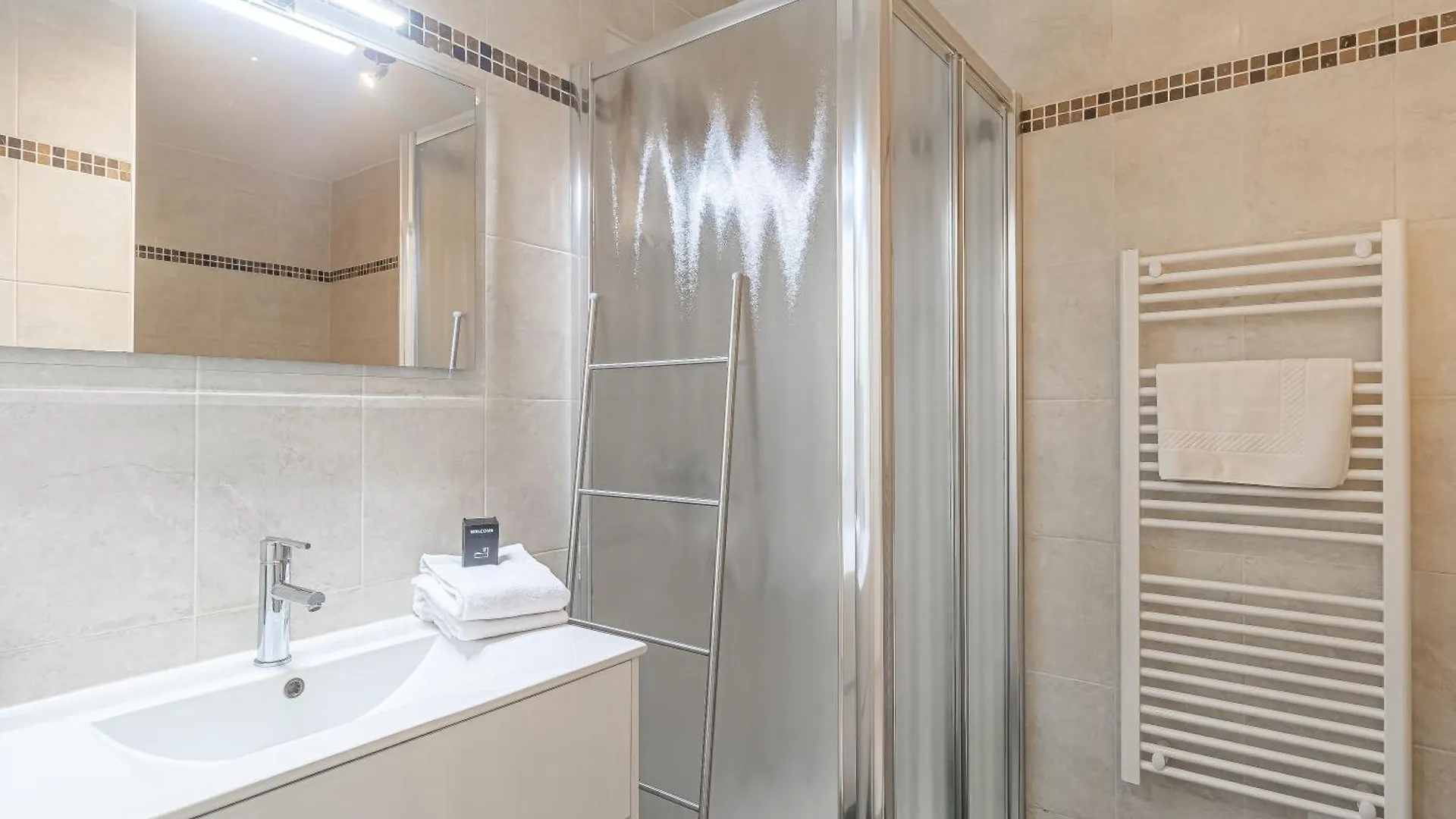 Peaceful Studio Swimming Pool Near Menton Roquebrune-Cap-Martin 0*,  France