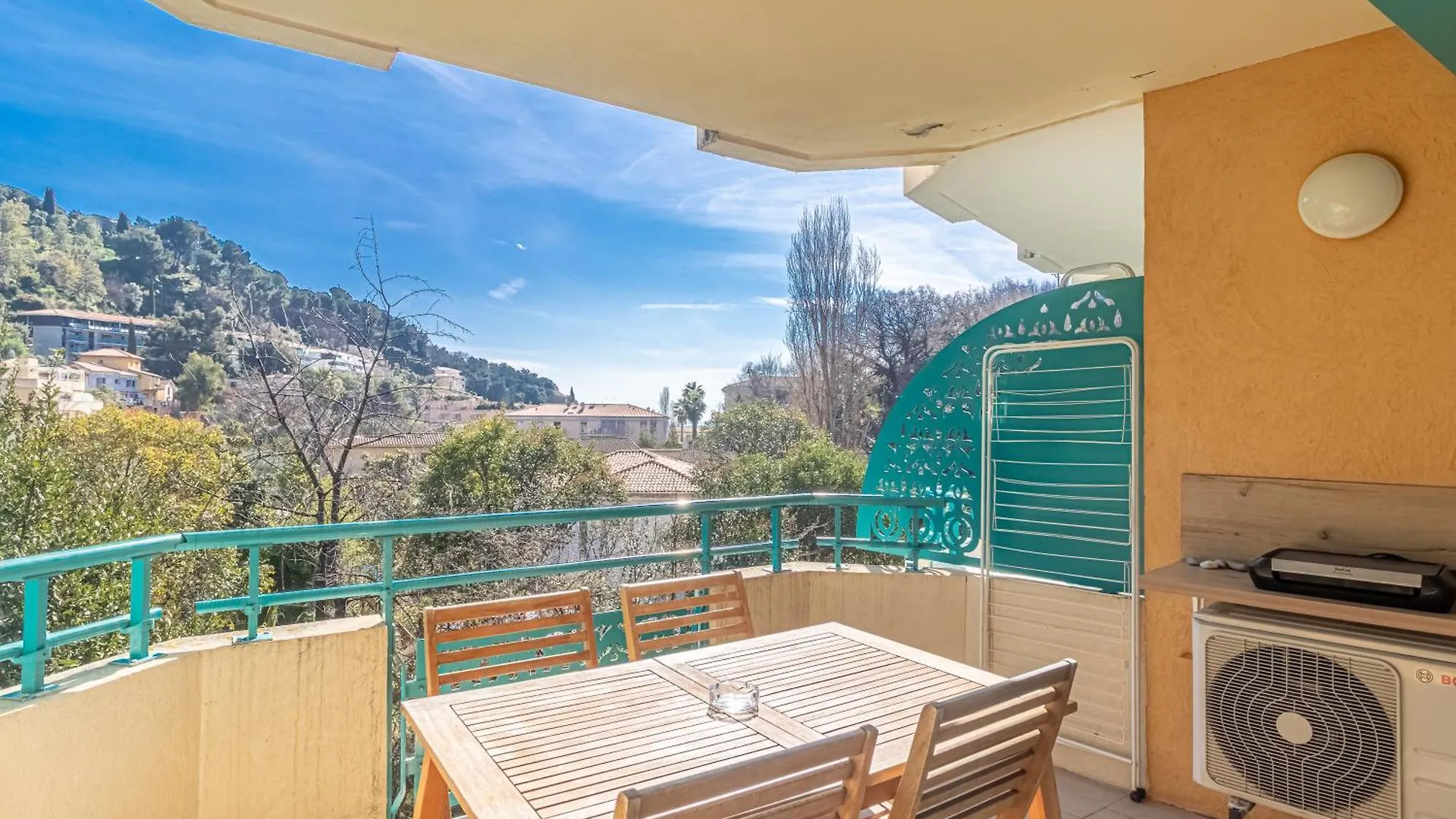 Peaceful Studio Swimming Pool Near Menton Roquebrune-Cap-Martin 0*,  France